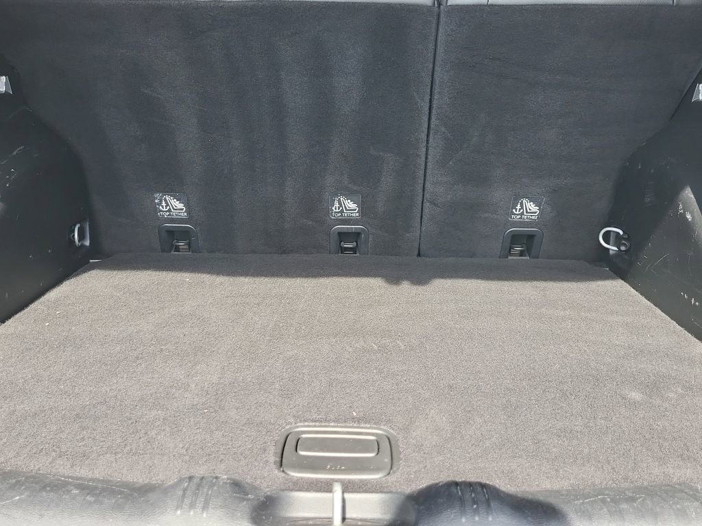 Used 2017 Jeep Compass Trailhawk w/ Leather Interior Group AWD/4WD image 14