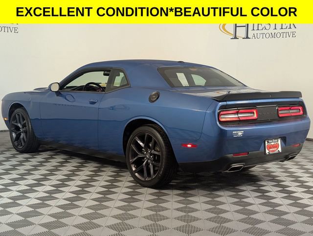 Used 2022 Dodge Challenger SXT w/ Blacktop Package image 5