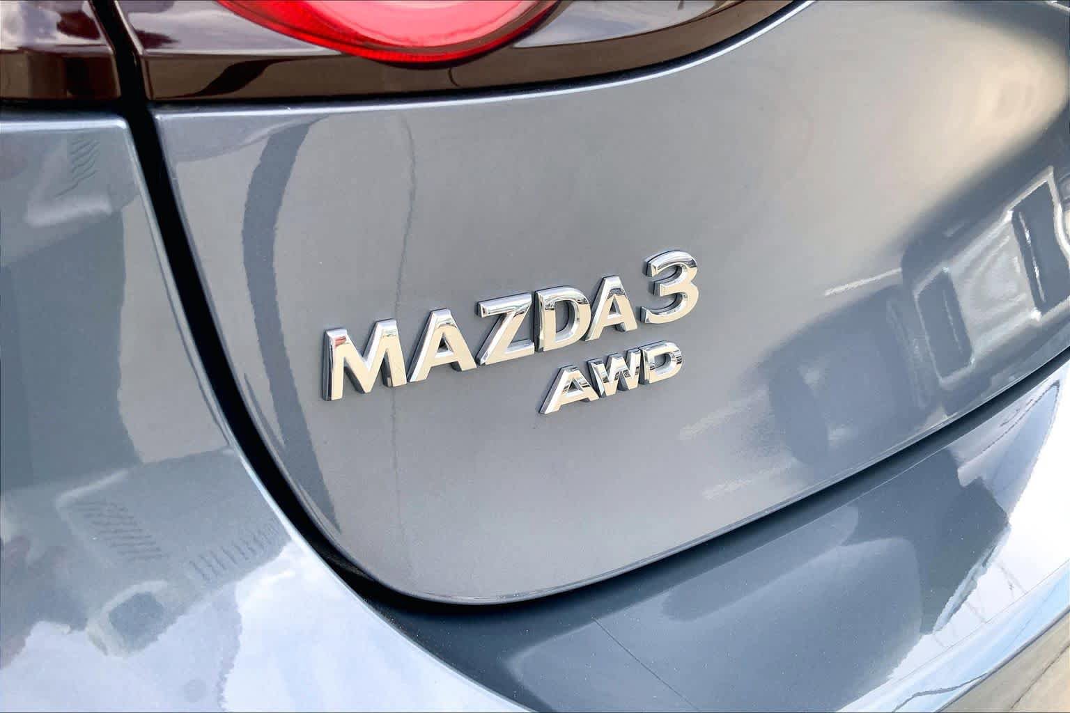 Used 2025 MAZDA MAZDA3 Hatchback w/Premium Plus Pkg AWD/4WD image 29