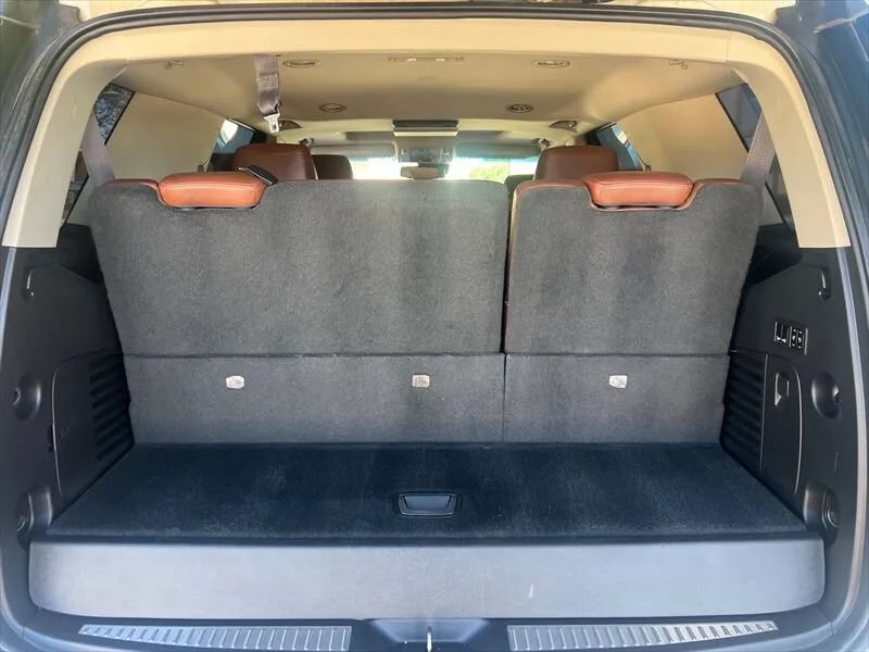 Used 2015 Cadillac Escalade Premium RWD image 19