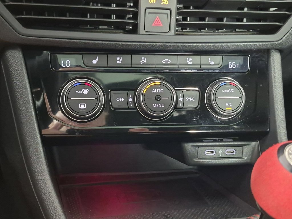 Used 2024 Volkswagen Jetta GLI Autobahn FWD image 24