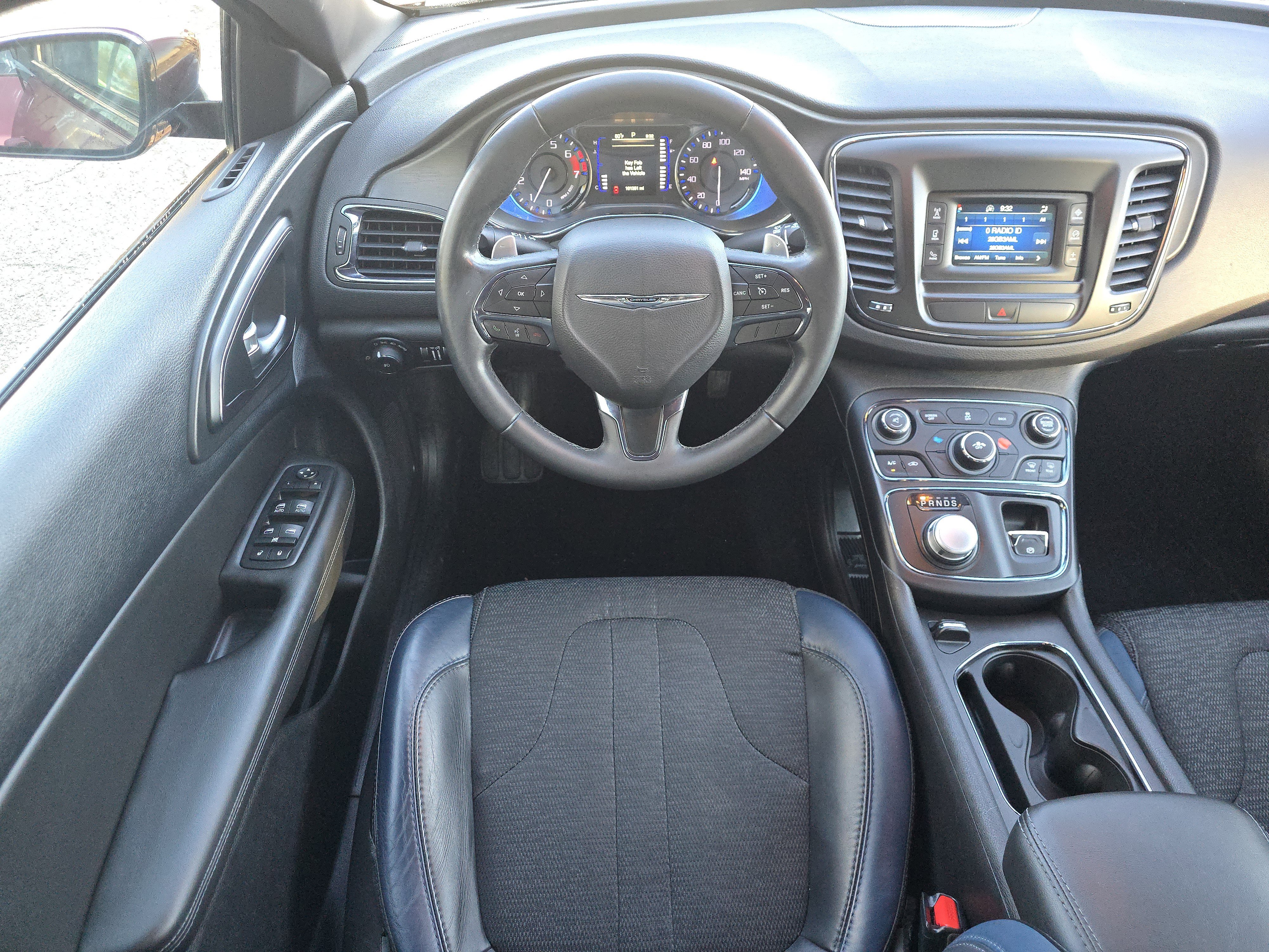 Used 2016 Chrysler 200 S image 17