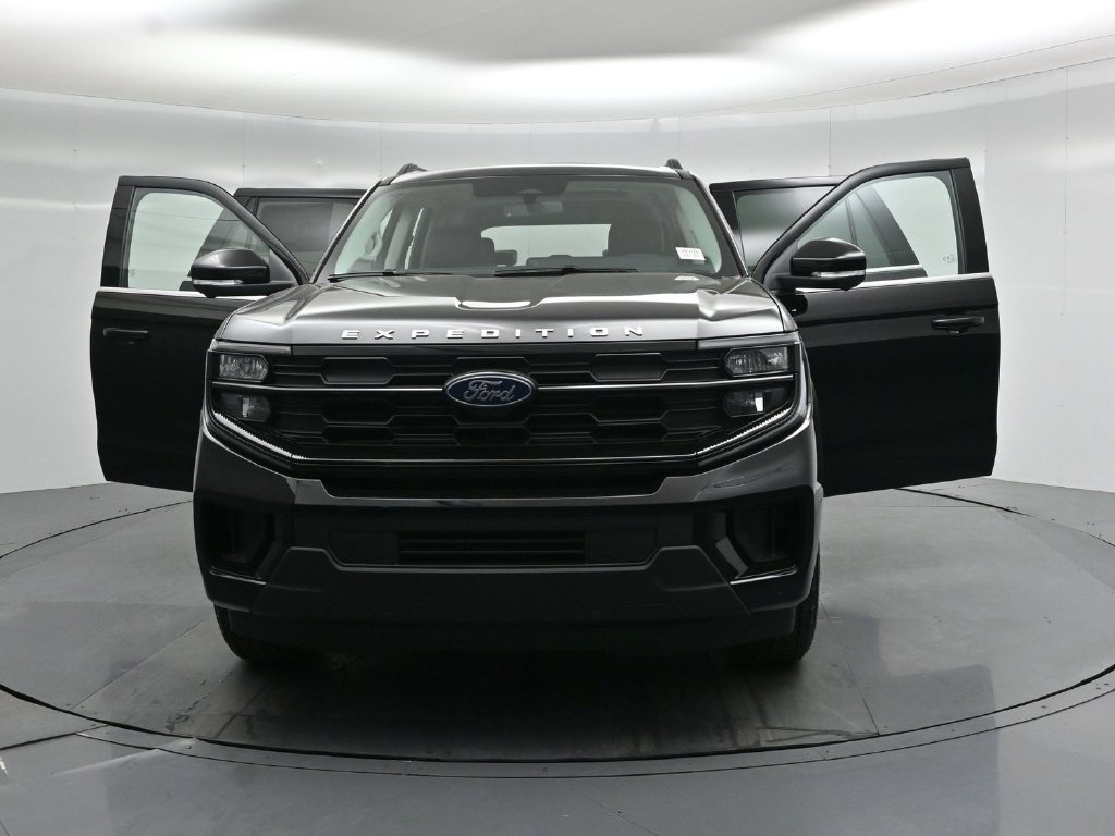 New 2026 Ford Expedition Active AWD/4WD image 30