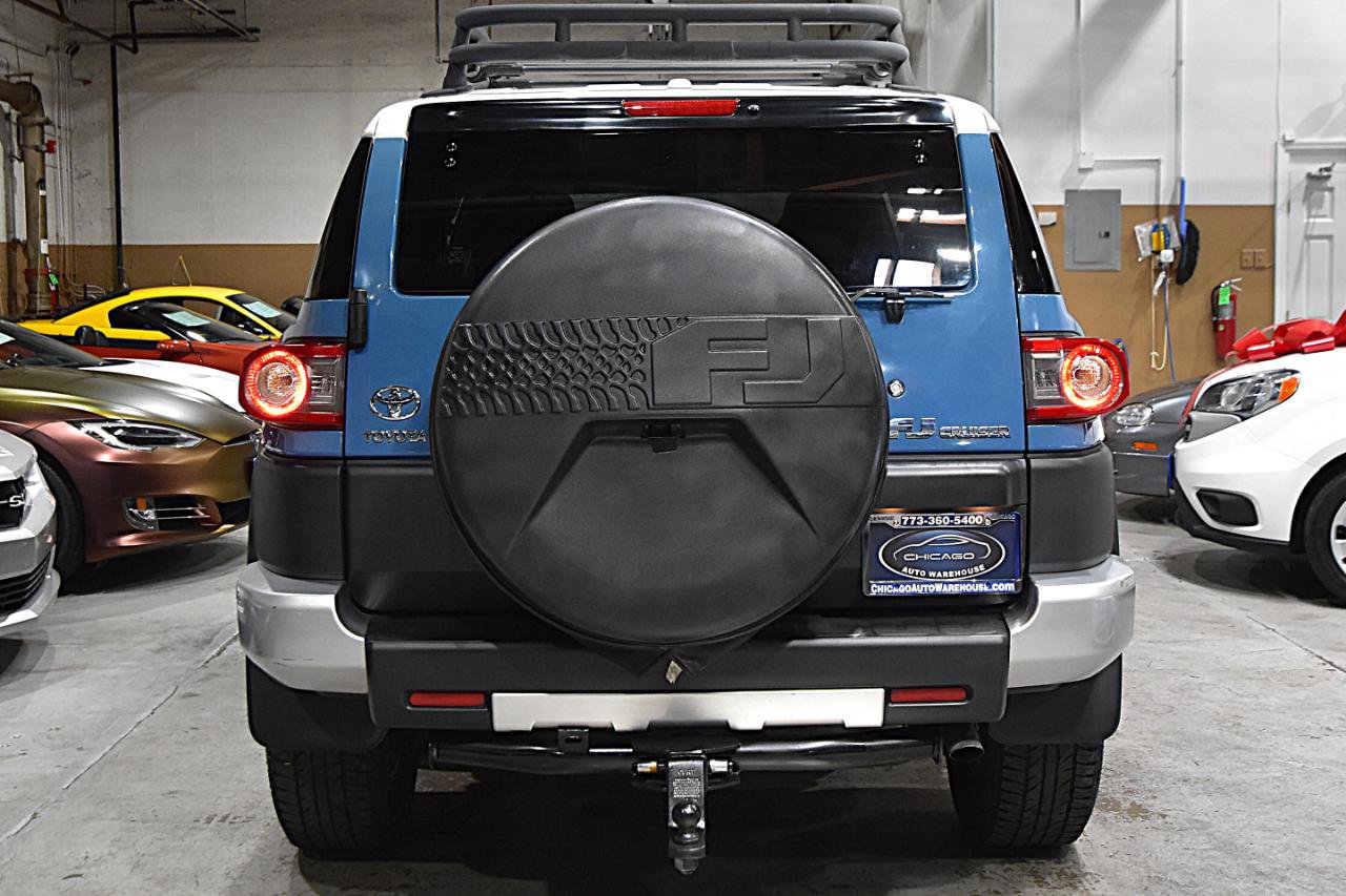 Used 2012 Toyota FJ Cruiser 4WD w/ Convenience Pkg image 6