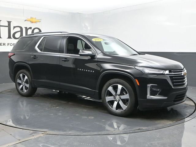 Used 2023 Chevrolet Traverse LT w/ LT Premium Package image 6