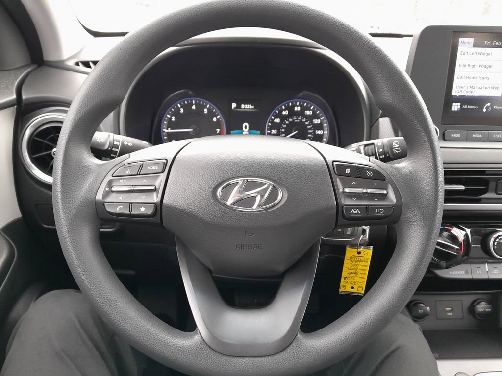 Used 2022 Hyundai Kona SE image 14