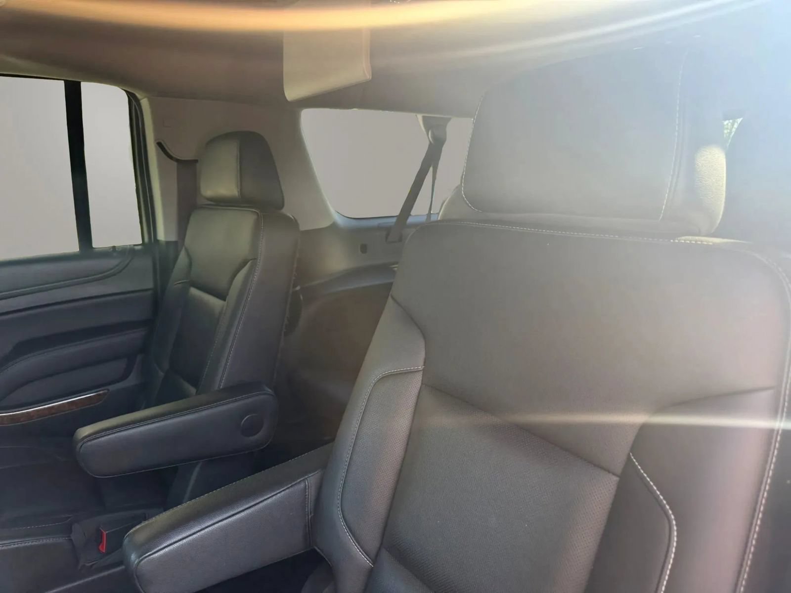 Used 2017 Chevrolet Suburban Premier AWD/4WD image 37