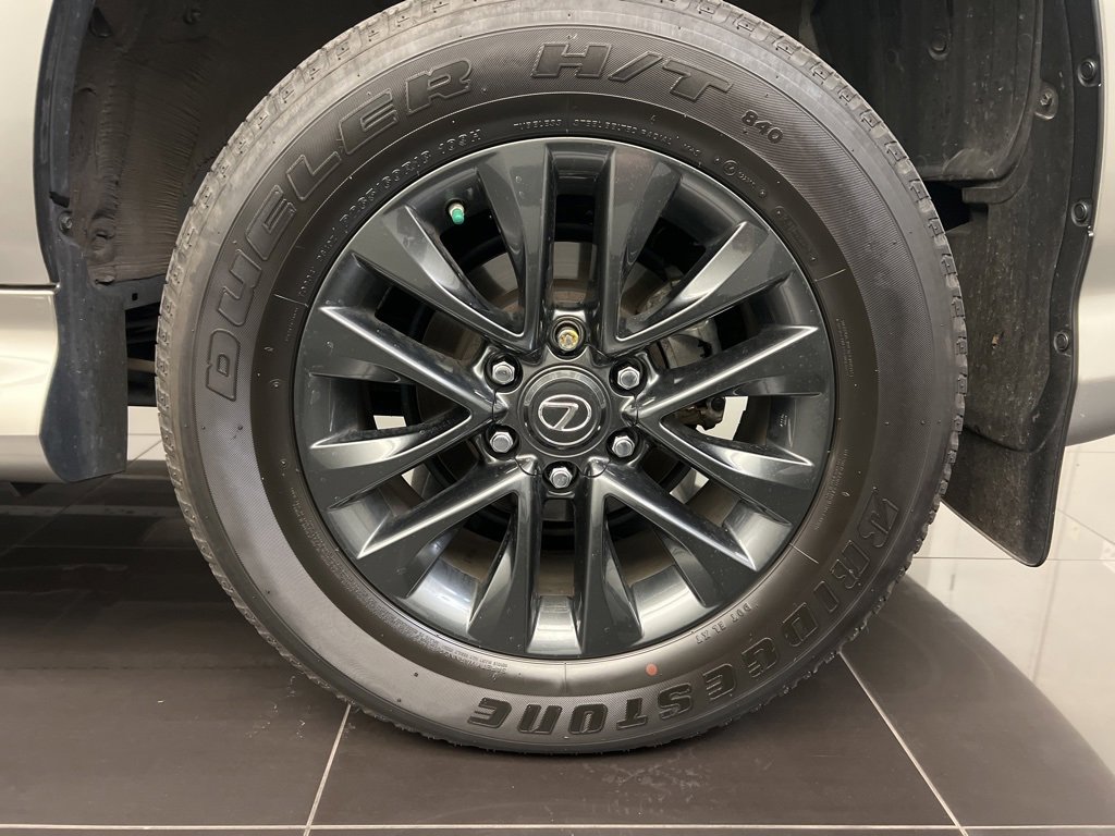 Used 2023 Lexus GX 460 Premium image 7