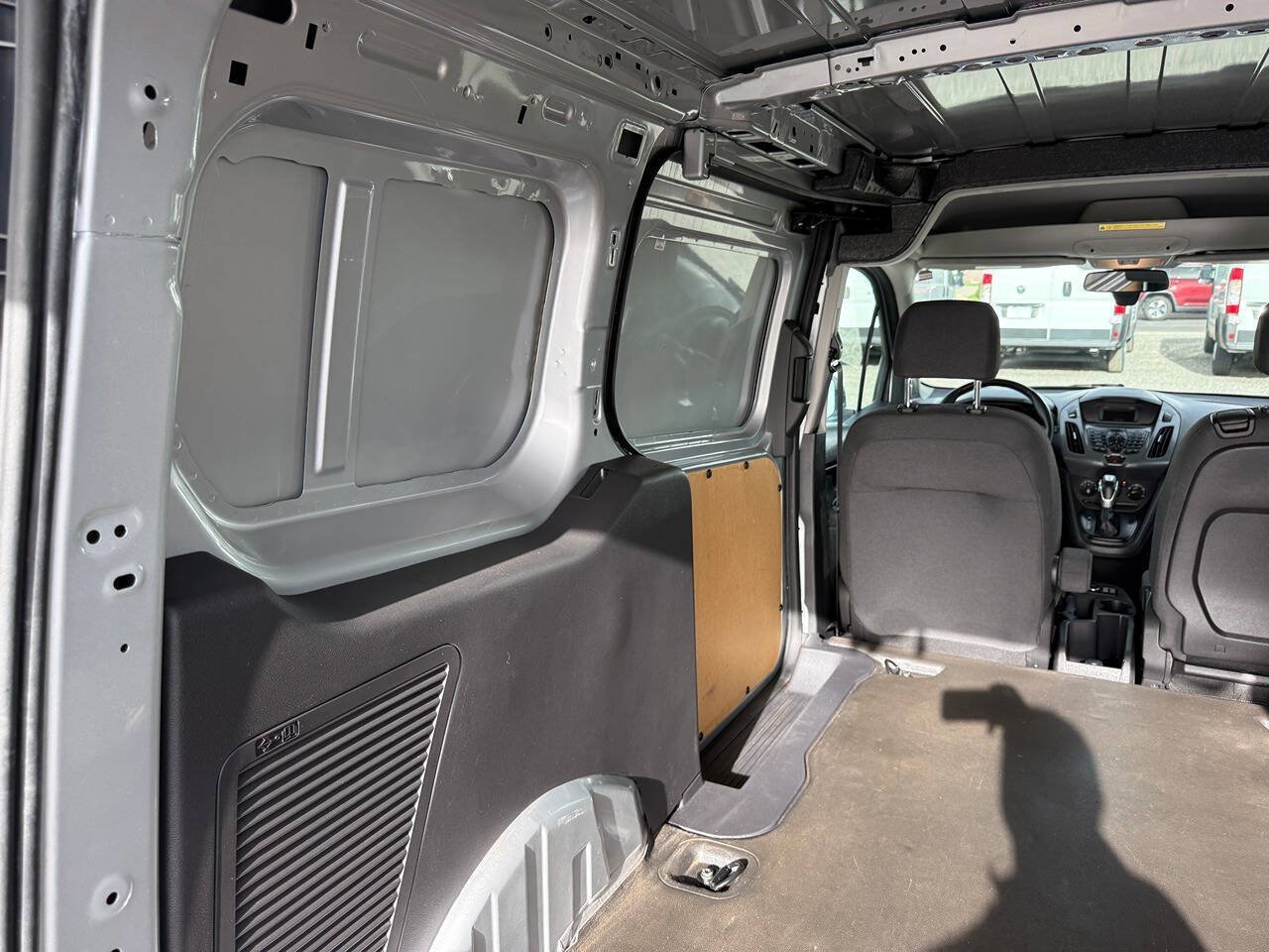 Used 2018 Ford Transit Connect XL FWD image 22