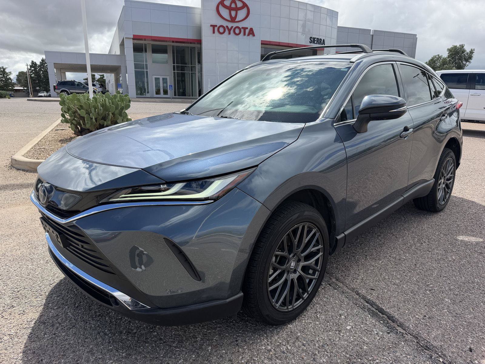 Used 2022 Toyota Venza Limited