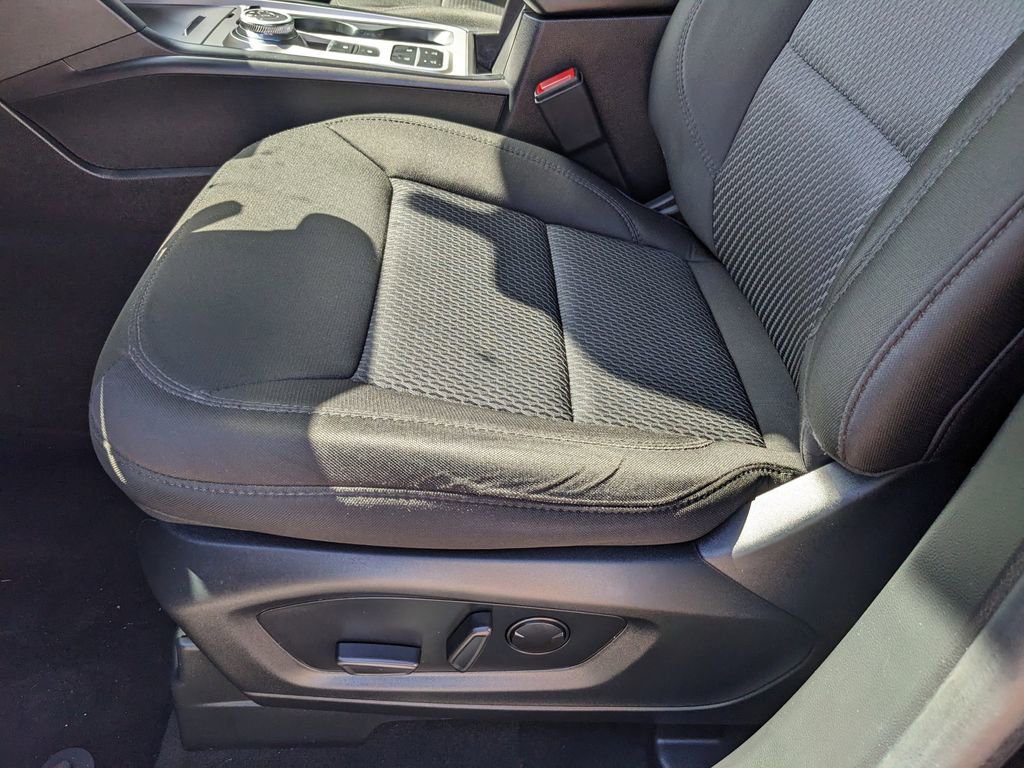 Used 2024 Ford Explorer XLT image 21