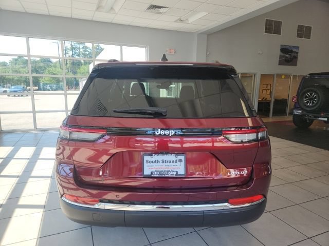 Certified 2024 Jeep Grand Cherokee Laredo X RWD image 6