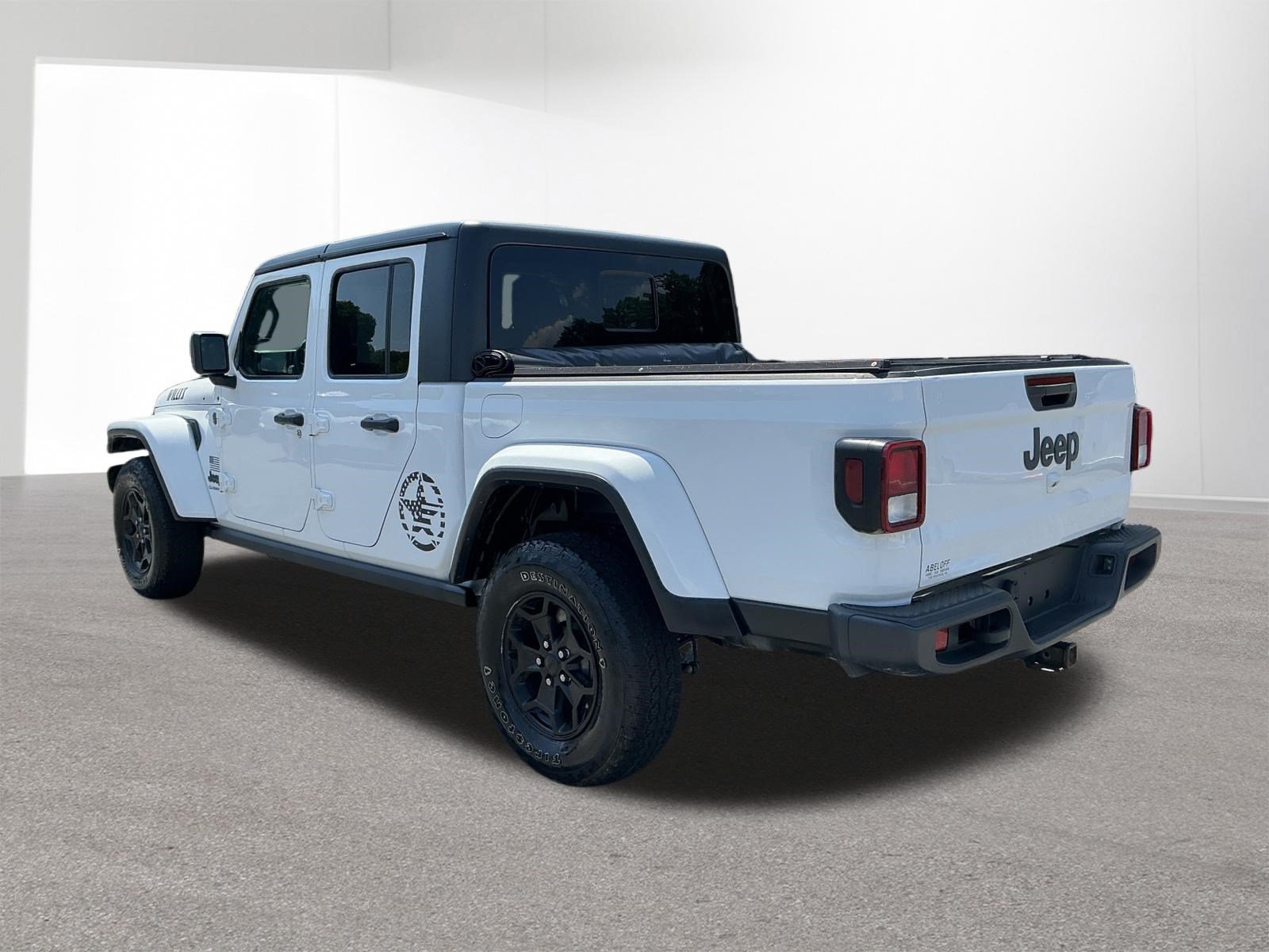 Used 2022 Jeep Gladiator Sport AWD/4WD image 5