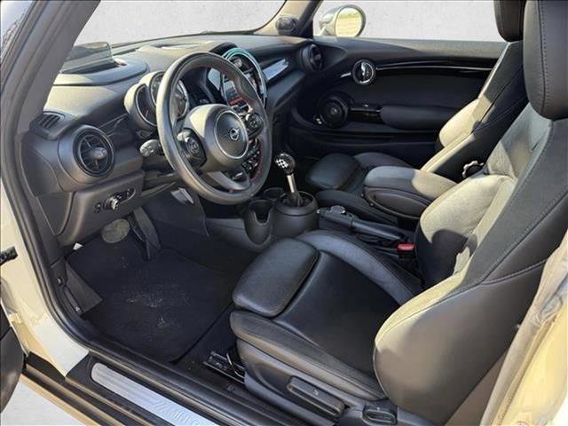 Used 2019 MINI Cooper S FWD image 9