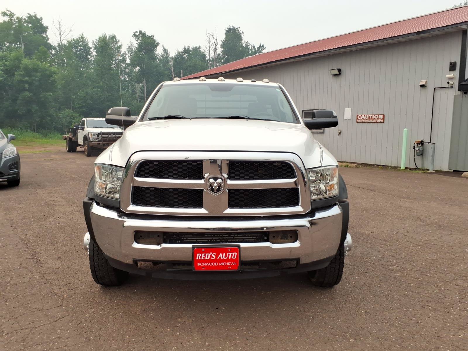 Used 2018 RAM 5500 Tradesman w/ Power & Remote Entry Group AWD/4WD image 9