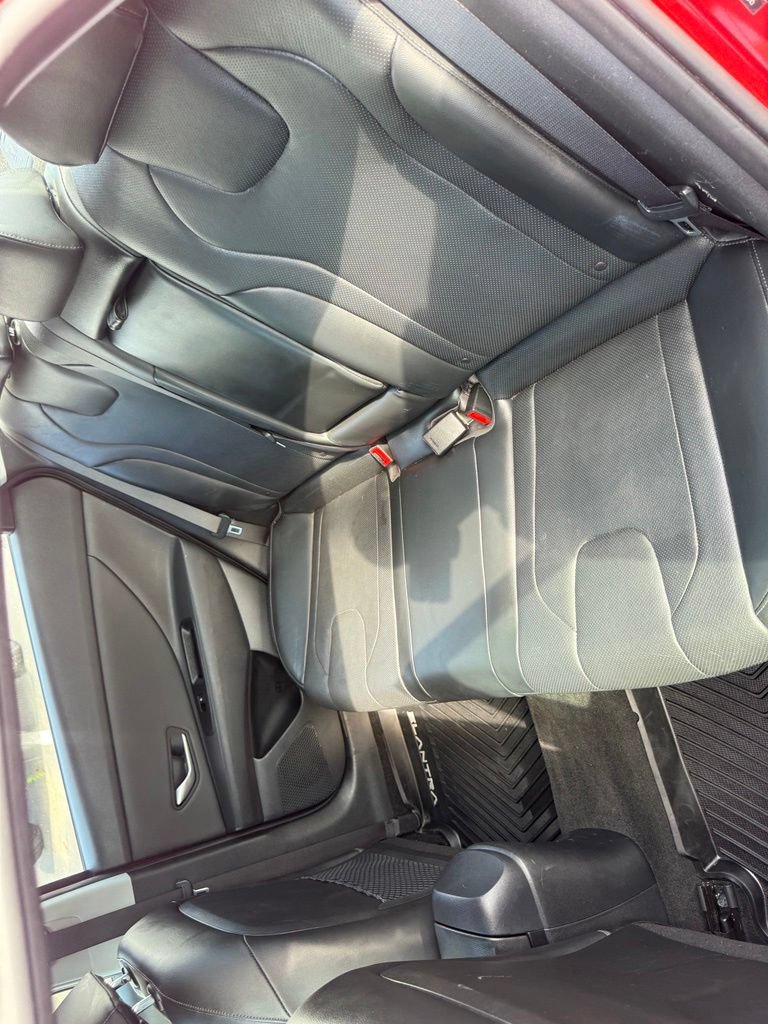 Used 2023 Hyundai Elantra Limited FWD image 32