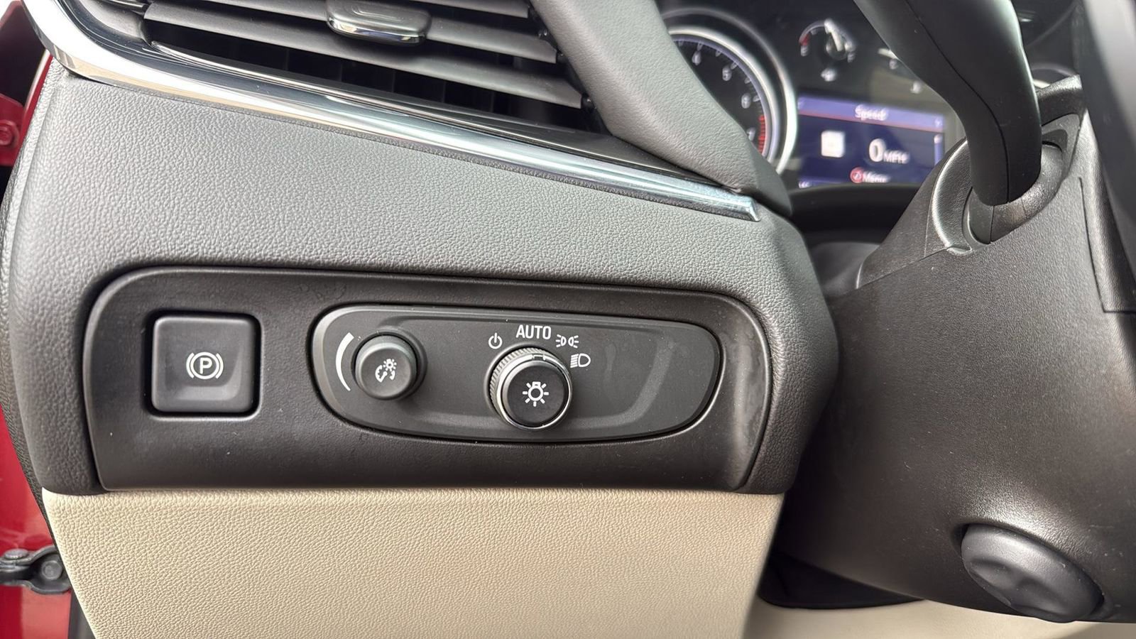 Used 2021 Buick Enclave Premium w/ Surround and Sites Package image 18