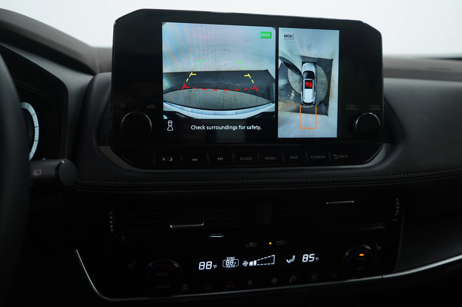 Used 2023 Nissan Rogue Platinum w/ Platinum Premium Package image 21