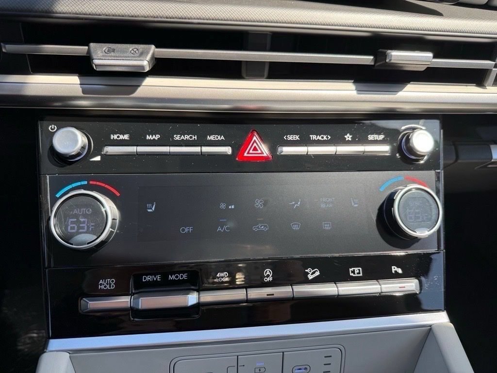 New 2027 Hyundai Santa Fe SEL FWD image 17