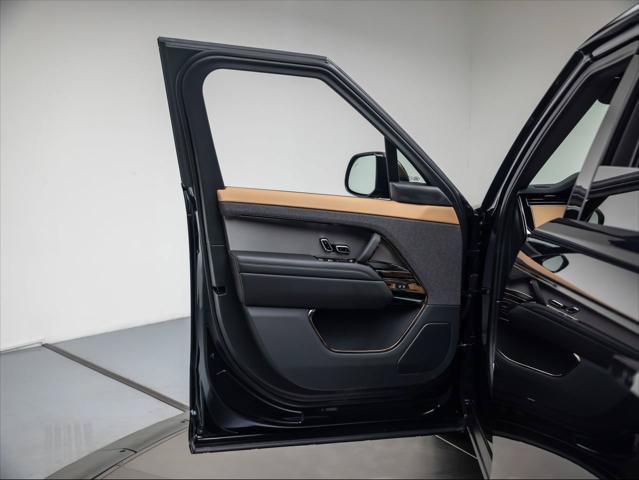 New 2026 Land Rover Range Rover Sport Dynamic SE AWD/4WD image 29