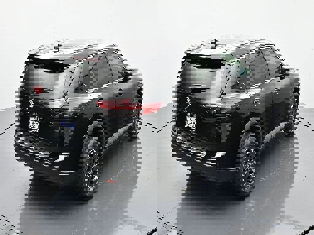 New 2026 Nissan Rogue SV image 32