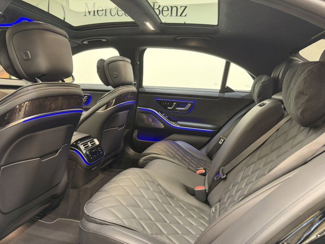 Certified 2025 Mercedes-Benz S 580 4MATIC Sedan image 18
