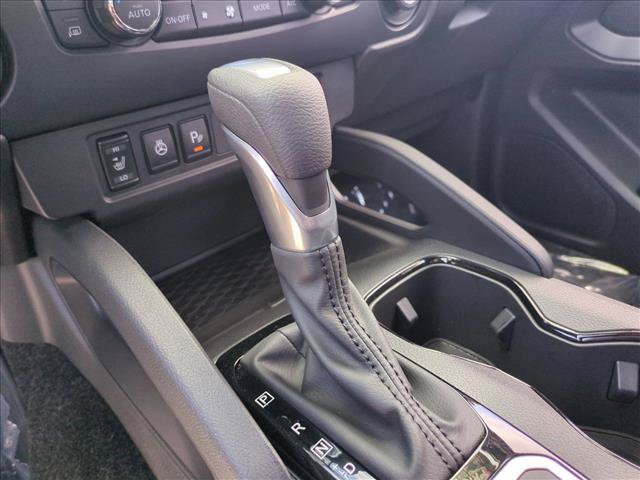 Used 2026 Nissan Frontier SV w/ SV Convenience Package AWD/4WD image 12