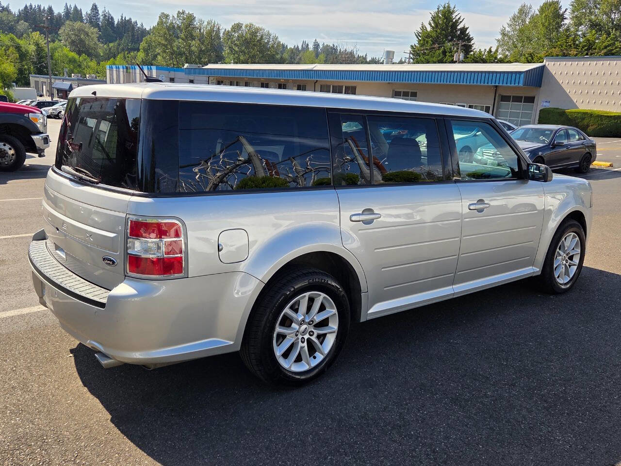 Used 2017 Ford Flex SE FWD image 7