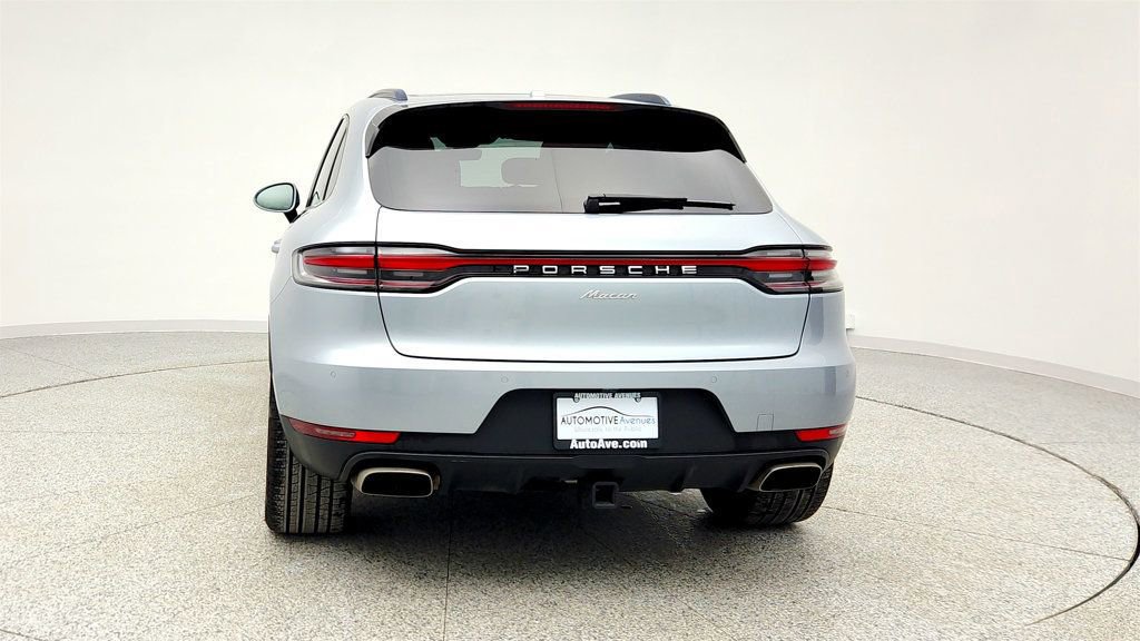 Used 2020 Porsche Macan AWD with Premium Package Plus image 6