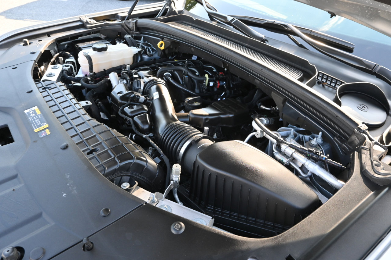 Used 2024 Jeep Grand Cherokee L Laredo image 44