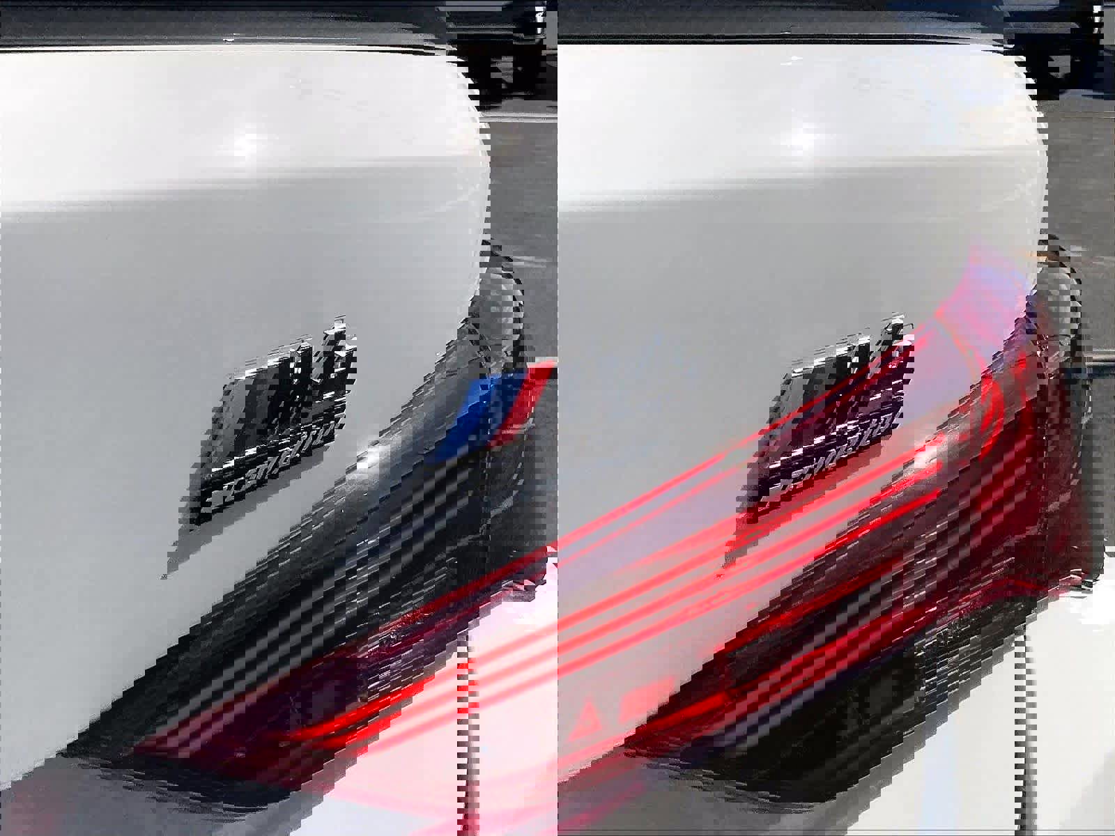 Used 2026 BMW M4 xDrive Competition image 11