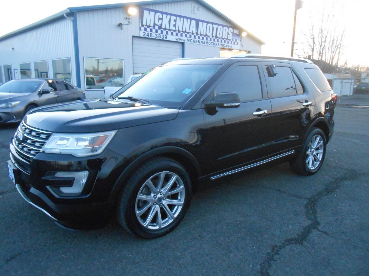 Used 2016 Ford Explorer Limited image 5
