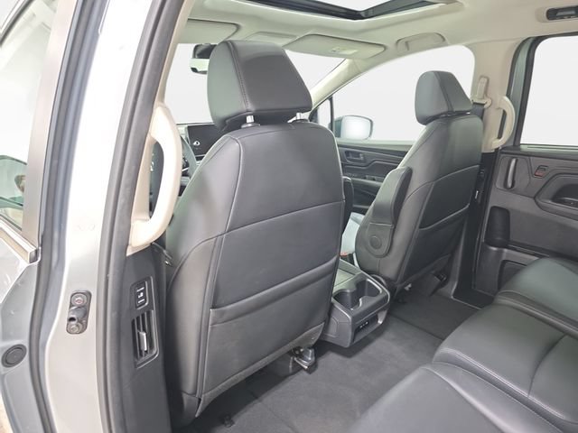 Used 2025 Honda Odyssey EX-L image 12