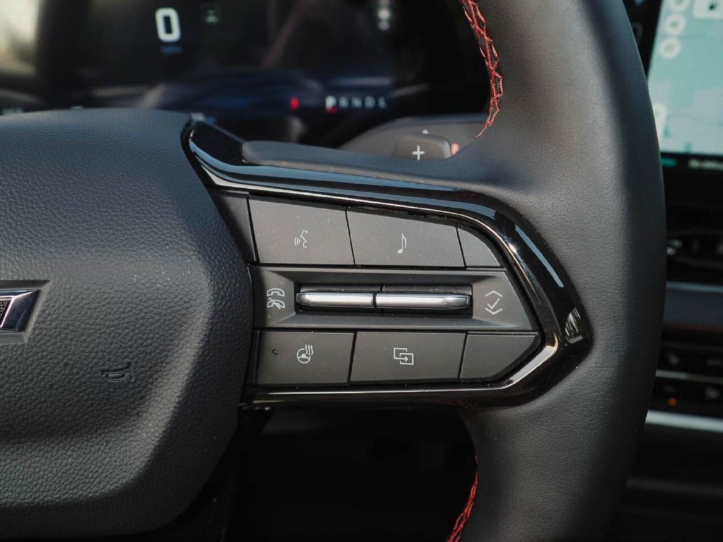 Used 2026 Chevrolet Equinox RS w/ Convenience Package III AWD/4WD image 25