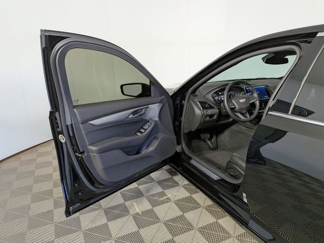 Certified 2023 Cadillac CT5 Luxury image 15