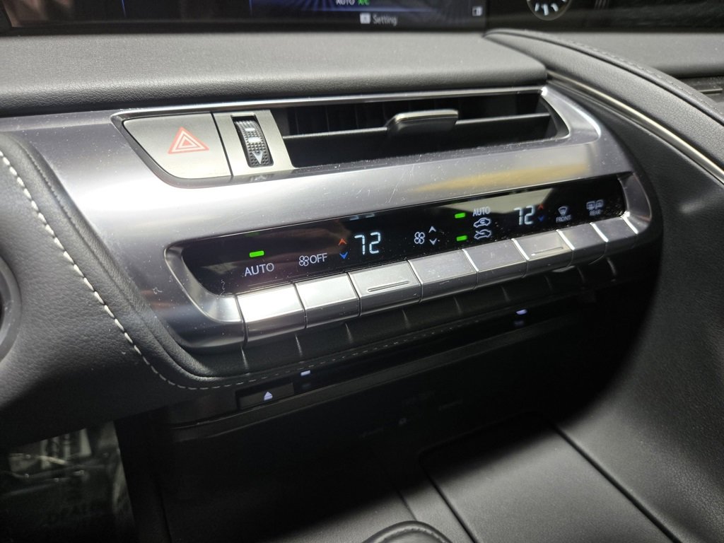 Used 2023 Lexus LC 500 Coupe w/ Performance Package image 27