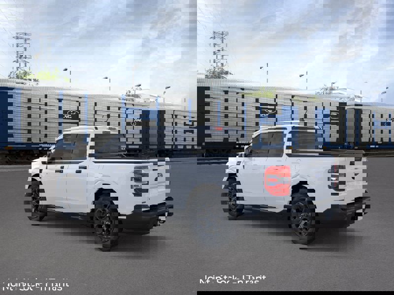 New 2025 Ford Maverick XLT image 2