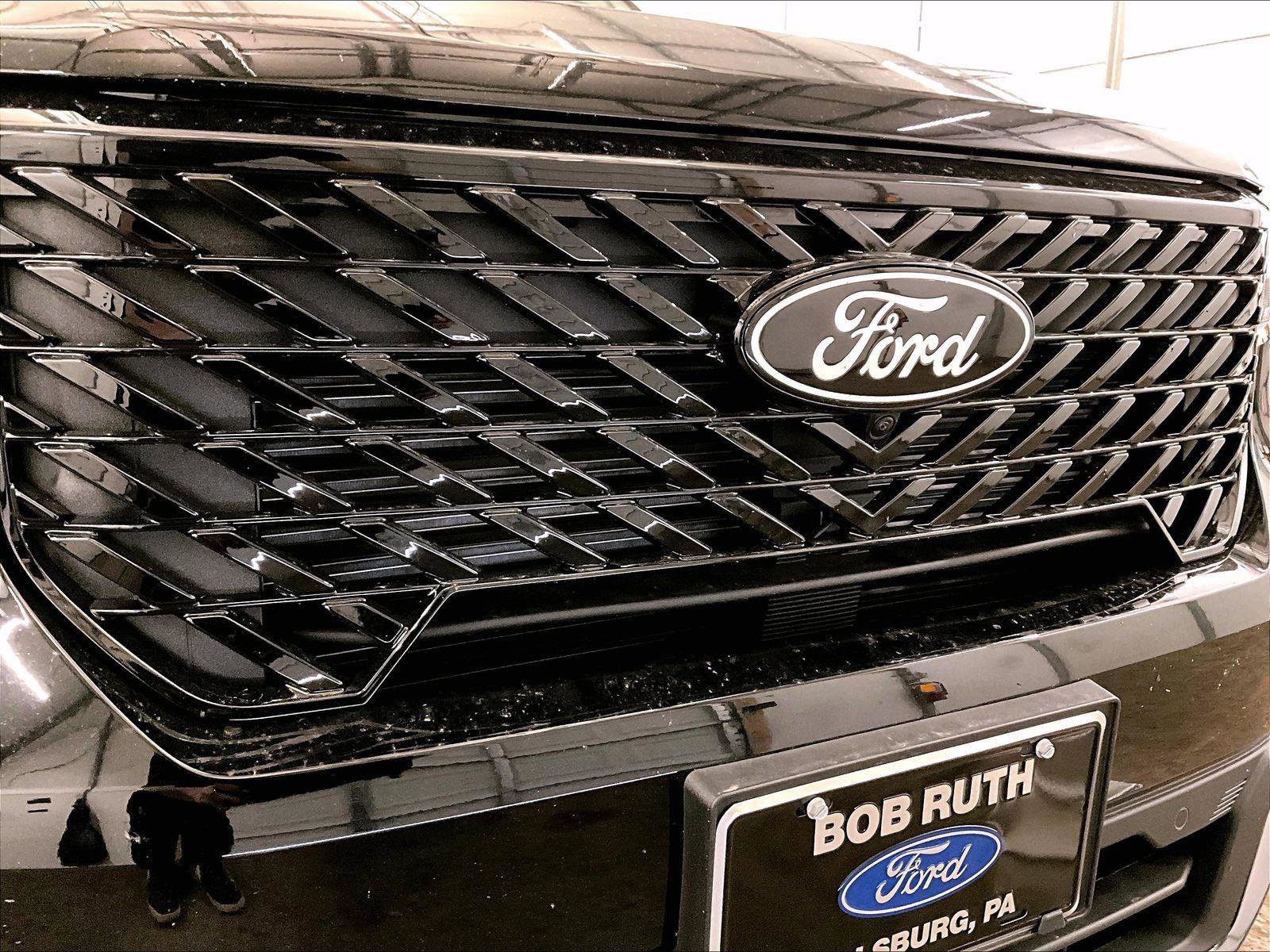 Used 2025 Ford Maverick Lariat w/ Black Appearance Package image 29