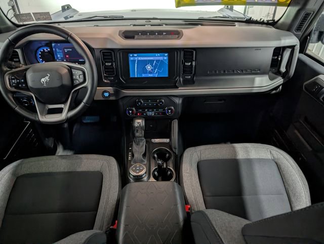 Used 2023 Ford Bronco Big Bend w/ Sasquatch Package AWD/4WD image 11