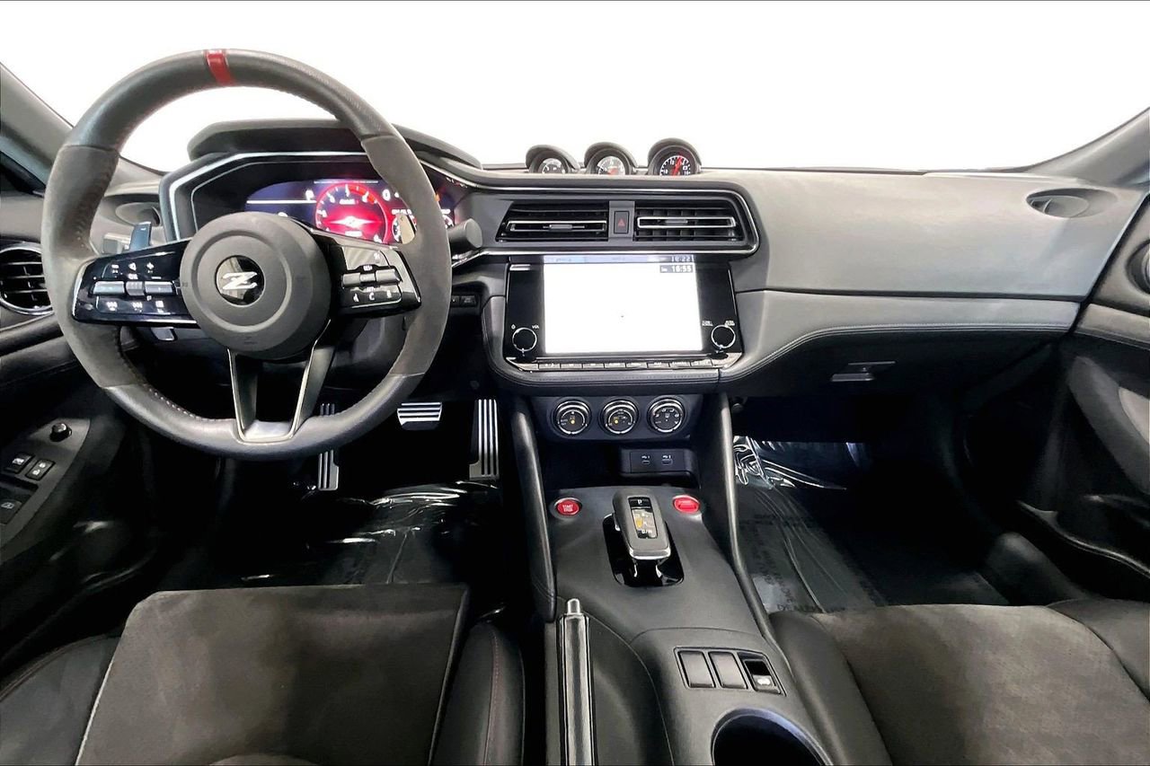 Used 2024 Nissan Z NISMO w/ Floor Mat Package image 15