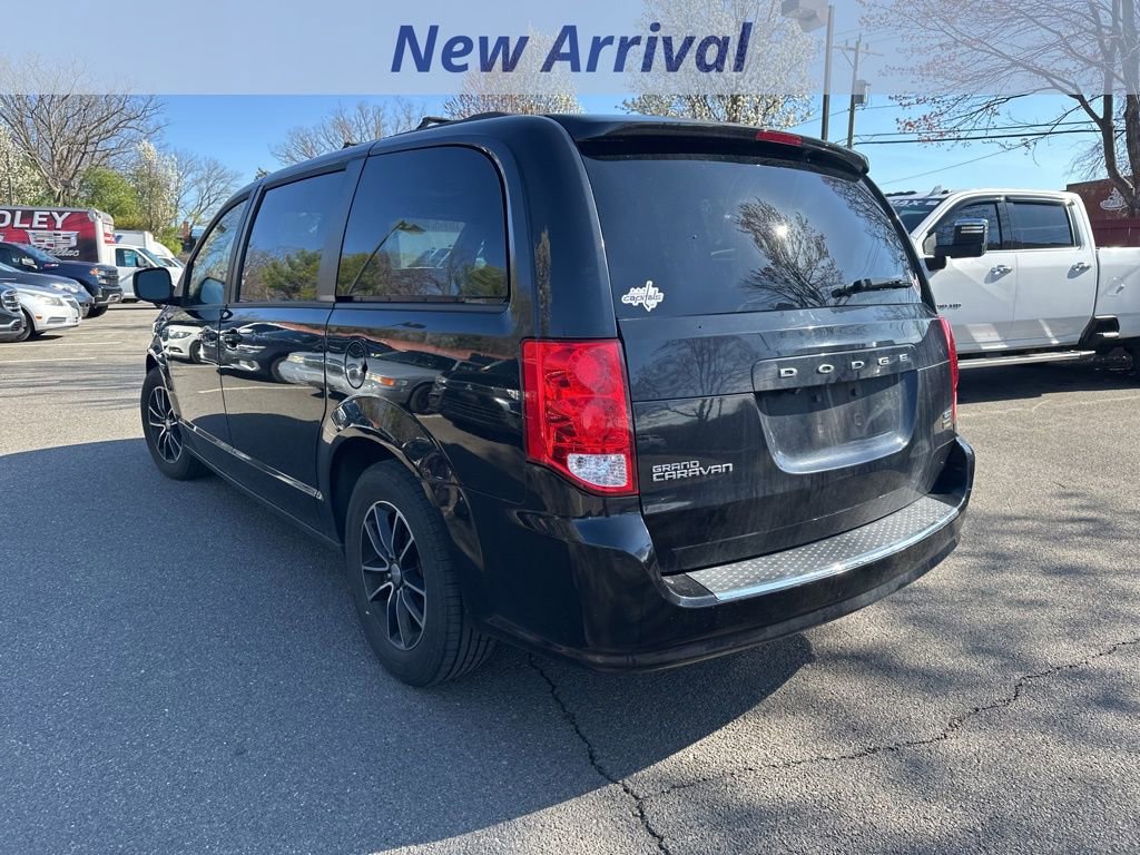 Used 2019 Dodge Grand Caravan GT image 9