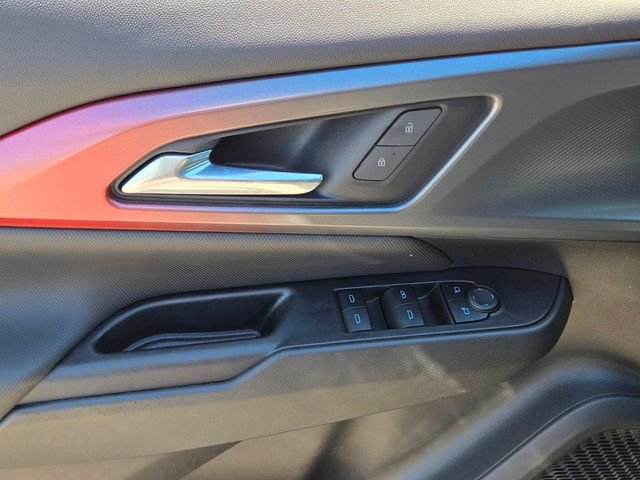 Used 2025 Chevrolet Equinox EV RS FWD image 24