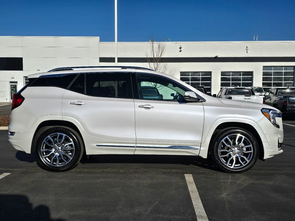 Certified 2023 GMC Terrain Denali w/ Denali Premium Package image 11
