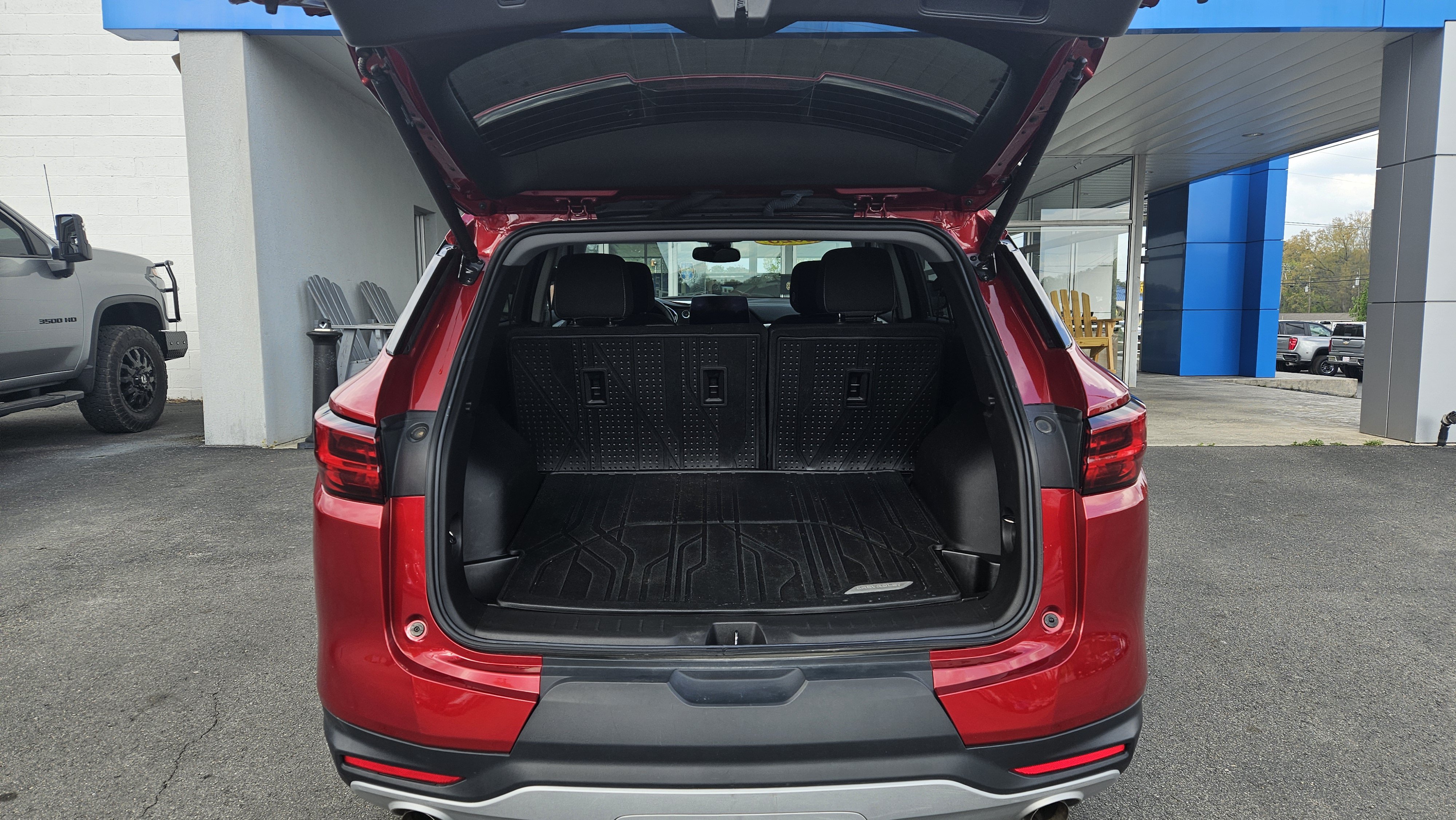 Used 2023 Chevrolet Blazer LT w/ Convenience Package FWD image 7