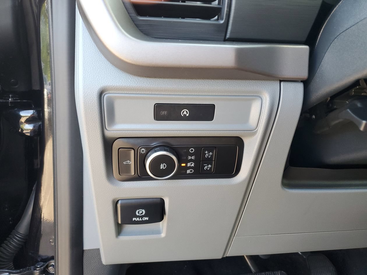 Used 2025 Ford F150 XLT w/ Equipment Group 301A Standard AWD/4WD image 29