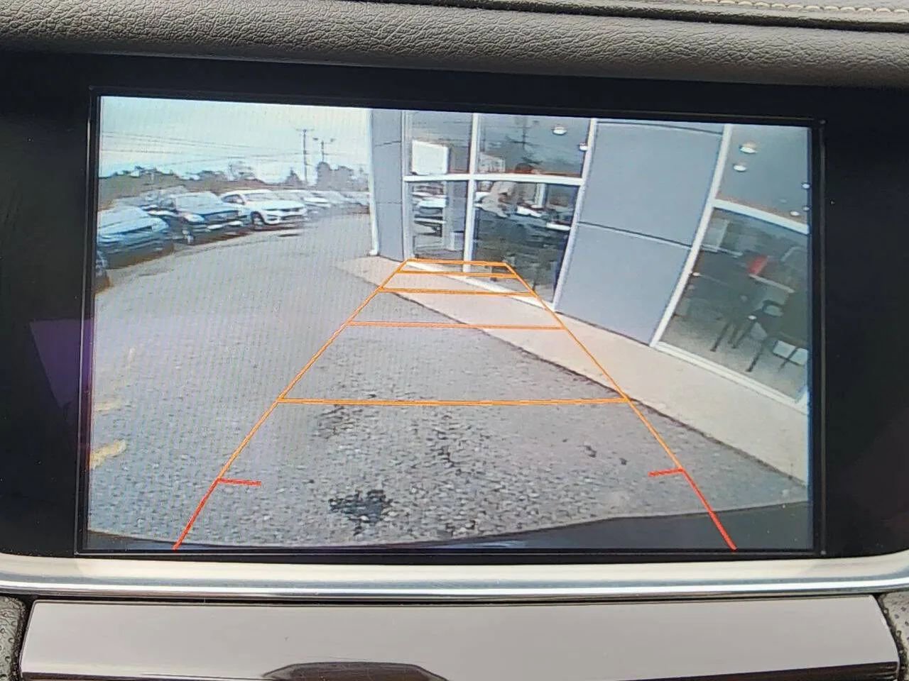 Used 2017 Cadillac XT5 Luxury w/ Driver Awareness Package image 26