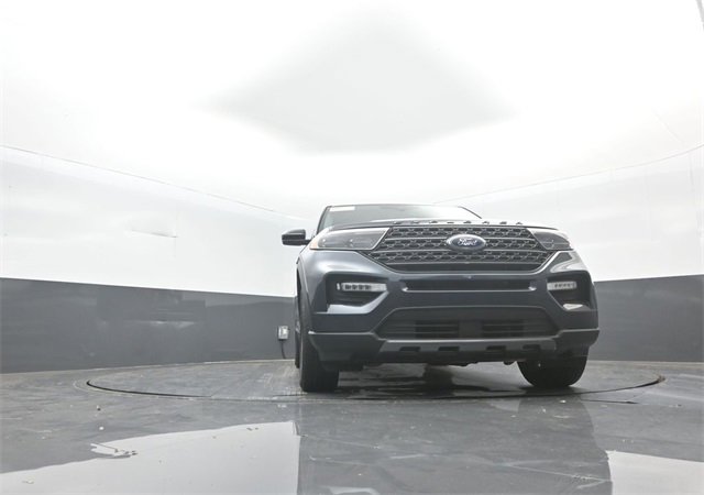 Used 2022 Ford Explorer XLT w/ Equipment Group 202A image 28