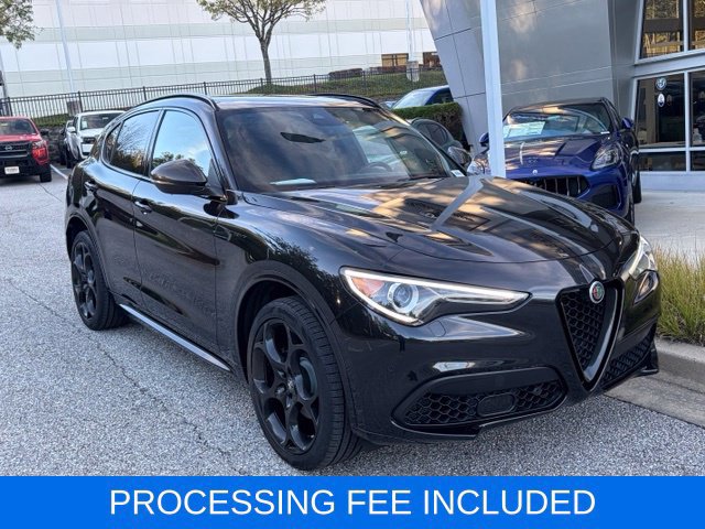 Used 2023 Alfa Romeo Stelvio Estrema AWD/4WD image 1