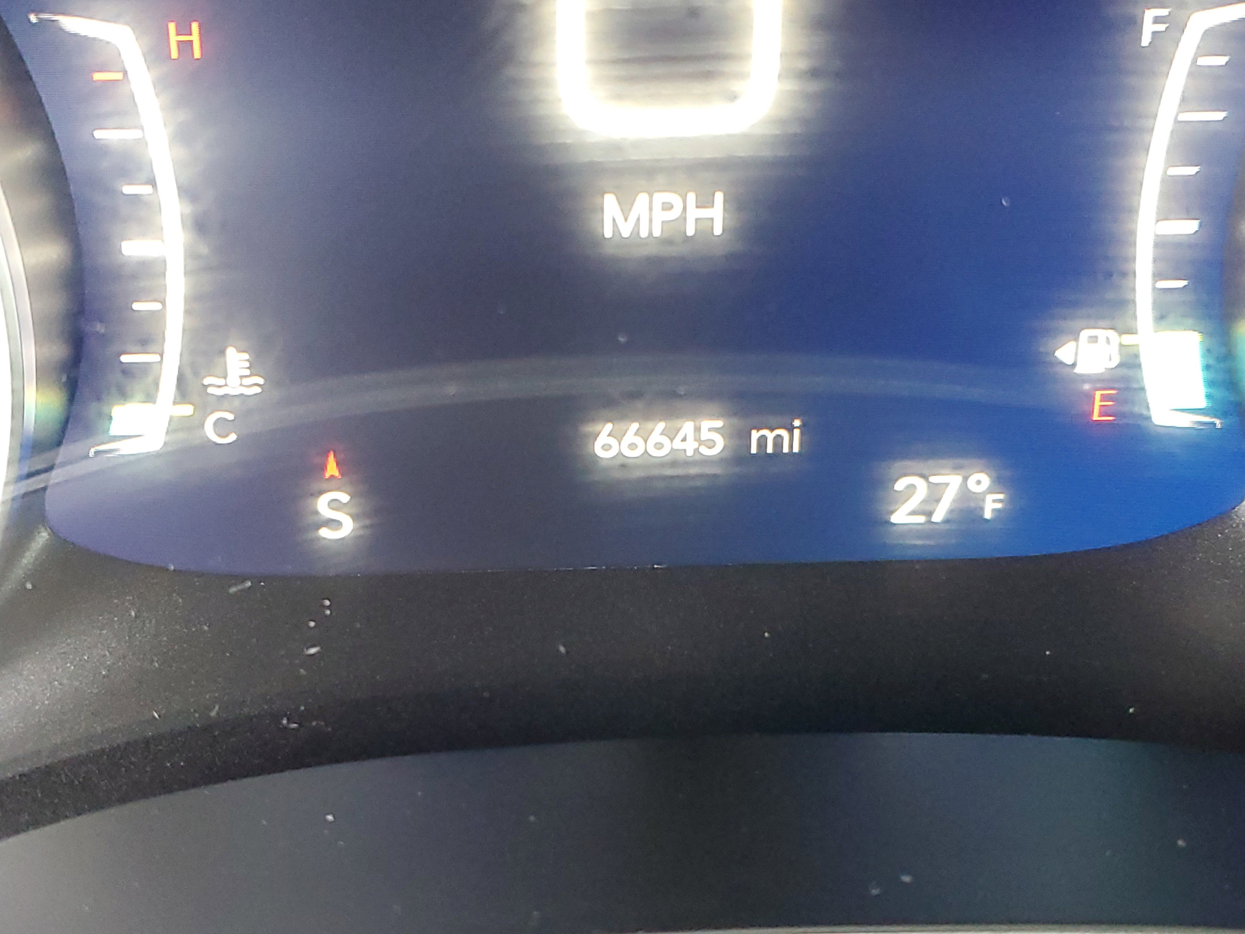 Used 2023 Chrysler Pacifica Touring-L image 25