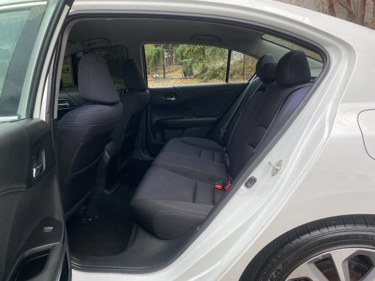 Used 2015 Honda Accord Sport image 34